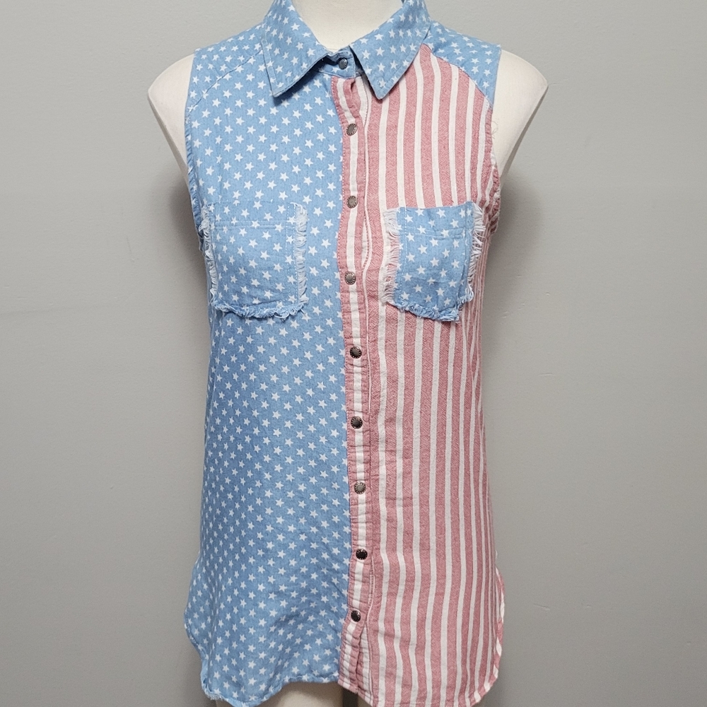 Love Riche patriotic distressed button down size medium